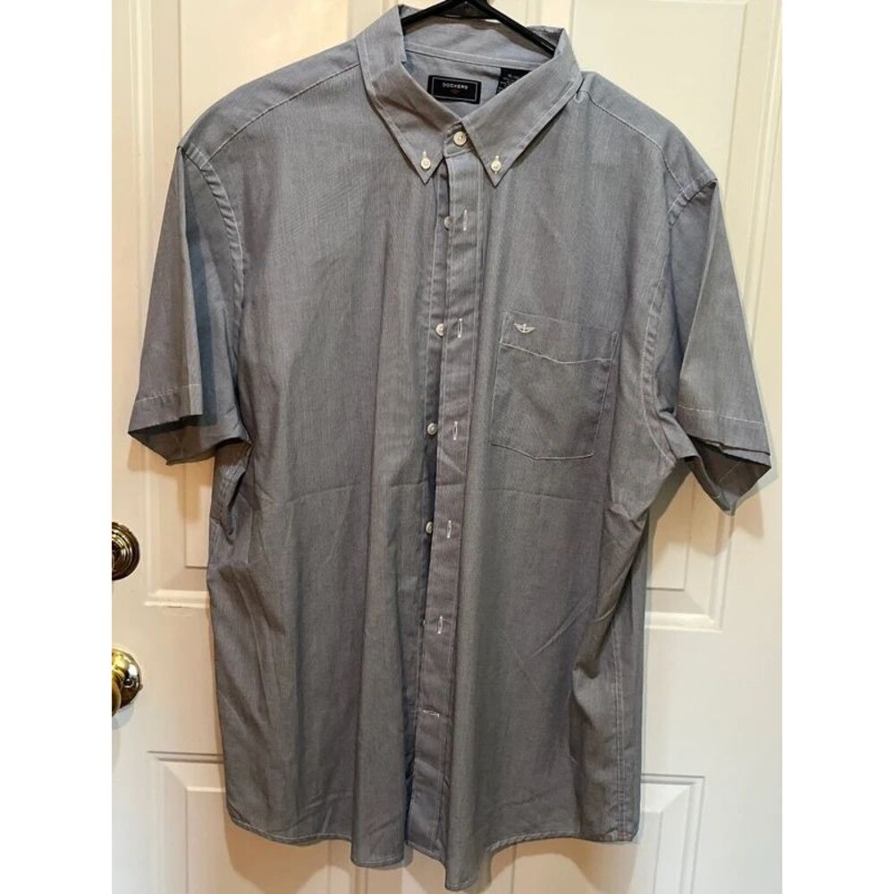 Dockers short sleeve button up men’s XL